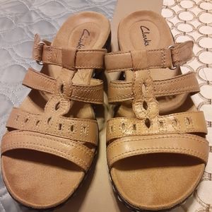 Beige sandals.